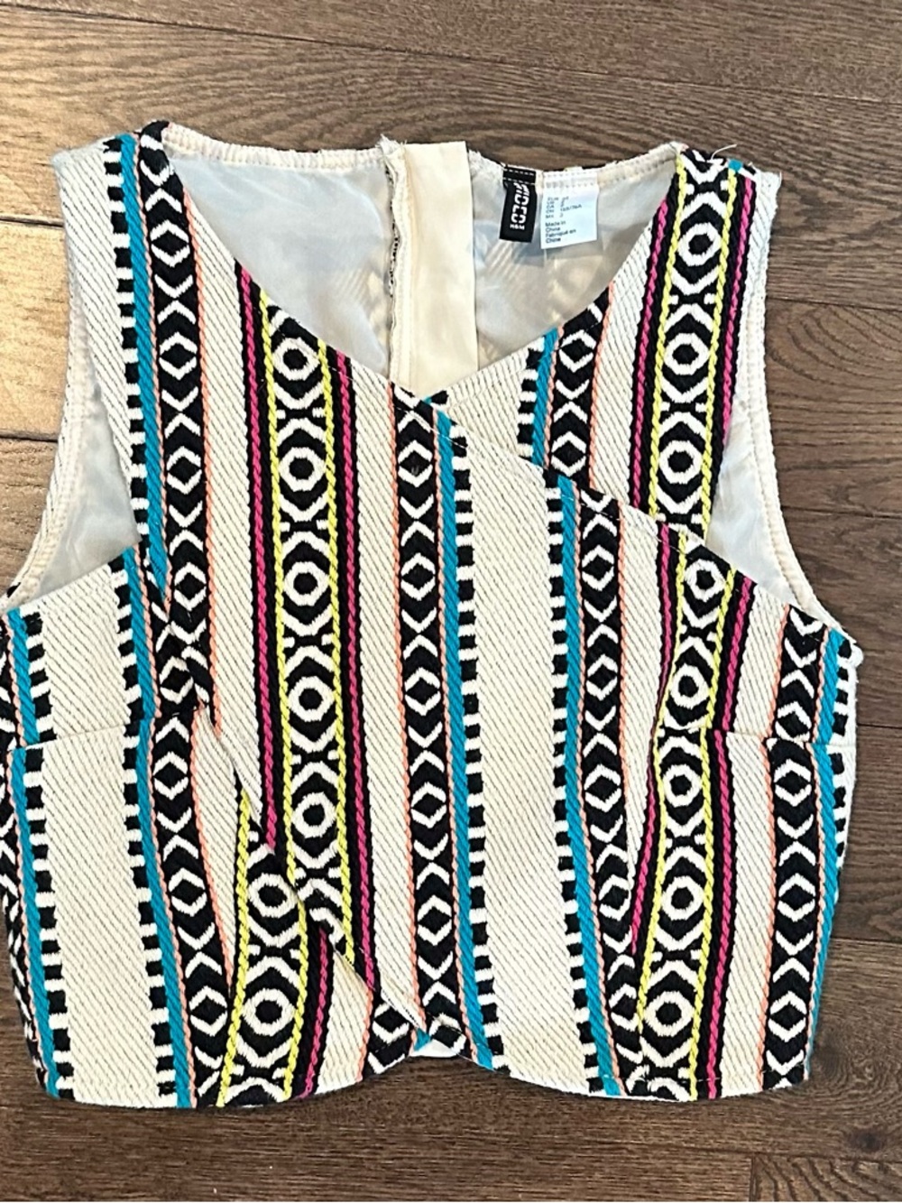 H&M Divided Cream Multicolor Striped Sleeveless Crop‎ Top